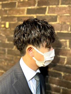 カスミ 霞(KASUMI) スーツdeパーマ。　20代/30代/パーマ/ツイスパ/ビジネス