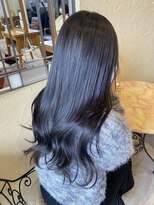 ルシュカイチマルニ(Rasca102)&nbsp;グレージュカラー、暗めカラー、艶カラー、ロングヘア