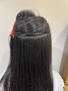 オンリー ヘア(ONLY HAIR) 湿気も怖くない！うる艶ストレートパーマ