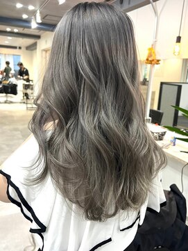 ツキ 横浜店(tuki) インナーカラーケアブリーチイヤリングカラーハイライトレイヤー