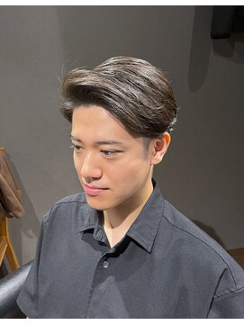 ビーダンディー(Bee dandy) ビジネスツーブロック ストレートパーマ 七三オールバック