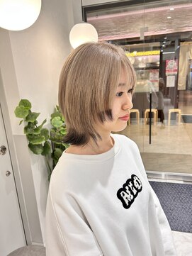 サロウィンフレンテ 新宿三丁目(SALOWIN Frente) ミルクティー×エンドカラーブラック×ウルフ