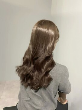 ノー バイ イオエ 西梅田(no. by ioe) ブリーチなしカラー/髪質改善/ミルクティーベージュ/小顔へア