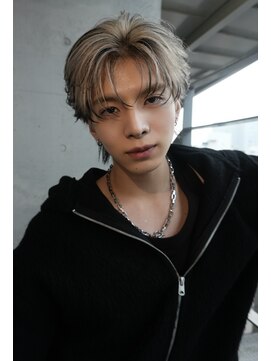 ピア ヤクイン(Pia Yakuin) ラウンドマッシュ×デザインカラー