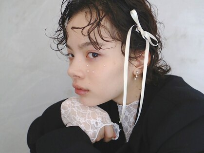 シアン(SYAN)の写真