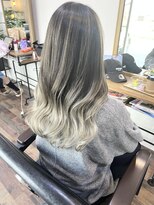 ハイナ(Hi...na)&nbsp;バレイヤージュグレー