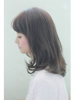 ヘアーアンドエステティック ヴェリス(hair&esthetic Velis) 【Velis】グレージュアッシュのワンカールミディ♪