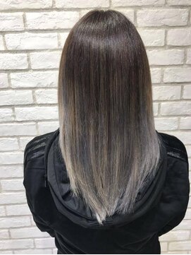 アッシュ 戸田公園店(Ash) 《Ashアッシュ》シルバー×グラデーションカラー×ブリーチ