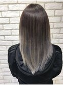 《Ashアッシュ》シルバー×グラデーションカラー×ブリーチ