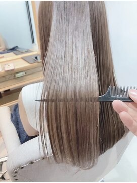 イーラ(era) 《era》透明感　髪質改善トリートメント　サイエンスアクア みわ