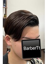 バーバーティー(Barber Tt)&nbsp;バーバーカット【ツーブロックフェードスタイル】