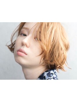 “厳選したカラー剤”を使用し、髪のダメージを抑えながら、あなたの理想の色味を実現♪グレイカラーも◎