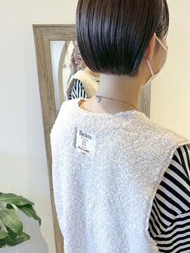 ラミエ バイ メルト 吉祥寺(lamie by melt) "久保田"ぱつっとミニボブ耳かけダブルカラーラベンダーベージュ