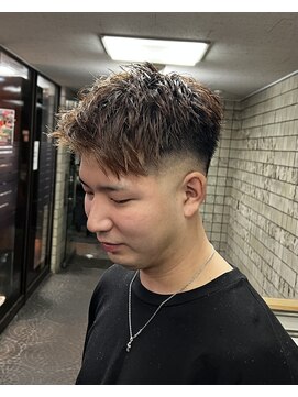 ヒロギンザ 新橋日比谷口店(HIRO GINZA) アップバングスキンフェード