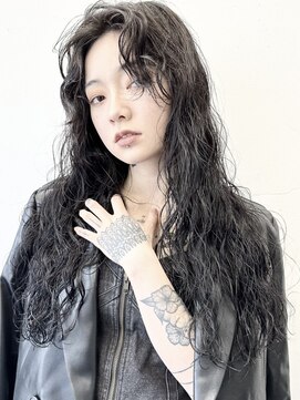 ココ 原宿(KOKO) 【KOKO_TOKYO】#10代20代30代 #ウルフパーマ #レイヤーカット