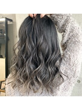 ウィリーベル 沖縄(WILLIE BELLE) バレイヤージュ