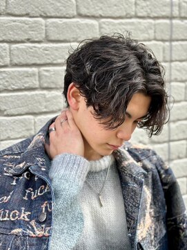 オム ブランシェ(HOMME BLANCHE’) 波巻きニュアンスパーマ＆ダウンパーマ