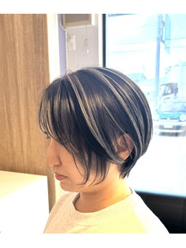 オリ('Oli) ショートボブ