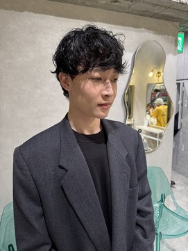 ゼスト リル 新宿(ZEST lill) 塩澤太一 シャドウパーマ 癖毛風 マッシュパーマ 新宿