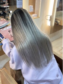 ヨハ ヘア パートナー(YOHA hair PARTNER)の写真/髪質改善トリートメントで＜ツヤ×柔らかい髪＞が叶う♪AujuaやCOTAなど、人気トリートメントも取扱い◎