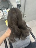 オリーブブラウン