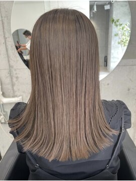 リム 南浦和(Lim) ハイライト/インナーカラー/白髪ぼかし/ハイライト/ショート