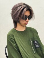 ジゼル(gisele)&nbsp;【20代にオススメ】センターパートシャドールーツ