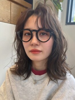 シェル(SHEL)の写真/小顔も、垢抜けも。顔周りで叶える似合わせカット。