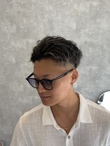 アビー ランシェル(ABEY LENCIEL) オールバックショート/ハイライトメッシュ/スキンフェード