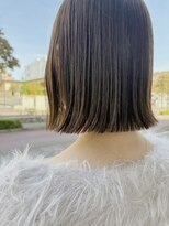 イン(in.)&nbsp;タッセルボブ/透け感カラー