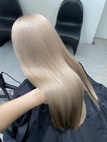 ペレ 渋谷(PELE)&nbsp;黒髪/クラゲヘアー/オリーブグレー/小顔/ココアベージュ/渋谷