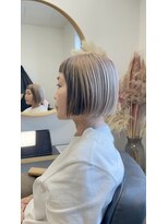 ハイク(HYKE)&nbsp;ダークフェイスフレーミング×切りっぱなしボブ