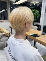 ルイス 宝塚(Luis)&nbsp;上野ハイトーンブロンドマッシュショート