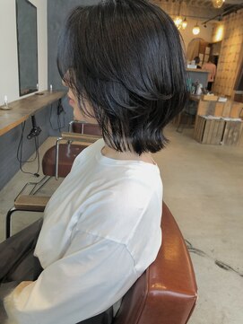 ロティー(loty) 【天神今泉loty赤星雄介】切りっぱなしボブ×レイヤー