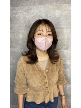 ジェームス(Jyym's) 大人女子向け韓国風ミディアムヘア