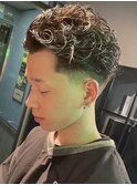 ラフパーマ オールバック スキンフェード