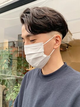 ディバイン 船橋店(divine) センターパートメンズマッシュパーマニュアンスパーマ刈り上げ