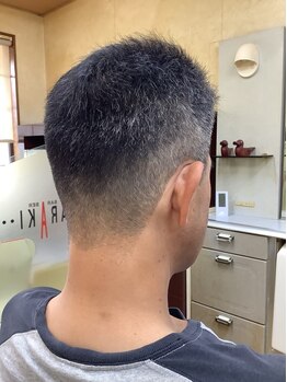 アラキ(ARAKI)の写真/常に清潔感溢れるヘアスタイルを…。仕事もプライベートも、自分らしくキマるスタイルを提案します。