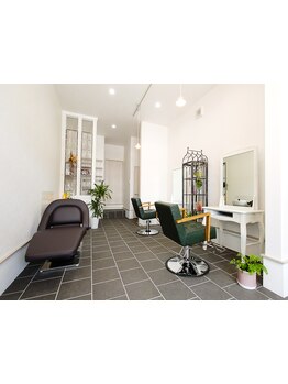 完全マンツーマン施術◎居心地のいい空間とシャンプーマッサージが大人気の大人女性向けこだわりサロン