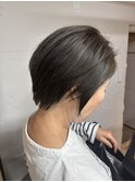 カーキグレージュ/ショートボブ/暗髪/赤味なし