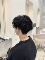 ロンド ラマ 岐阜(Lond bla-ma)&nbsp;センターパート×ツイストスパイラル【Lond伊藤メンズ】