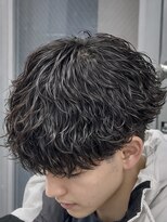 オーバル ジングウマエ(OVARL jingumae)&nbsp;波巻きシャドウパーマラウンドマッシュ