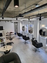 高円寺駅から徒歩2分の隠れ家サロン/オーガニックカラー/リタッチ/パーマ/高円寺/カット/上手/