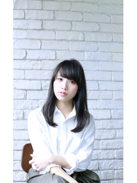 チェコリル(Cyecoril) 朝5分スタイリングナチュエレガンスなセミロング workスタイル