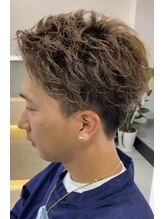 エイティエイト(88) ゆるパーマメンズミディ