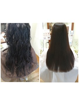 フラワーズビィーオーディー(FLOWERS BOD) 【新感覚の縮毛矯正】髪に負担なくてツヤツヤの酸性ストレート