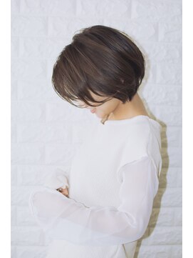 ノイン(noine) イメチェンしたくなったので思い切ってショートにします！