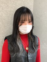 ロンドヴァリー 渋谷店(Lond vallee)&nbsp;セクションカラーインナーカラー外はねボブシルバー