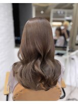 ムク 新宿(muc)&nbsp;ヌードベージュ×美な毛流れのソフトレイヤー