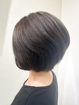 ヘアー ホスピタル ソアン(hair hospital soan) アッシュグレー　×  ショート